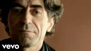 Cómo enseñar figuras literarias con letras de canciones de Joaquín Sabina