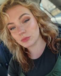 Constance Roberts's Instagram, Twitter & Facebook