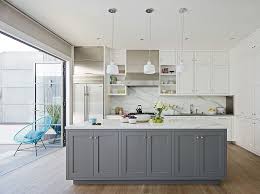 It works well with wooden floors and can be used alongside green, turquoise, and white. Classic And Trendy 45 Gray And White Kitchen Ideas