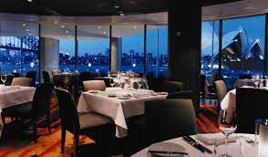 Inside the coolest private dining rooms in sydney. Aria Sydney Restaurants With Spectacular Views Escapehere Sydney Restaurants Best Dining Restaurant