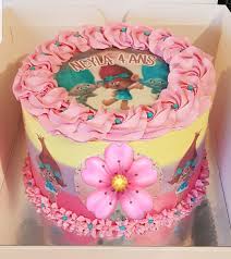 Layer Cake Theme Trolls Chocolat Au Lait Chocolat Layer Cake