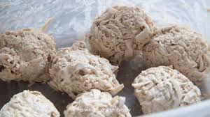 Hujan hujan enak ngemil uyen. Talas Goreng Uyen Fried Taro Fritters