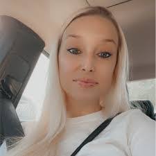 Krystal Hoffman's Instagram, Twitter & Facebook