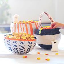 Voir plus d'idées sur le thème boite a bonbon, boite, boite en papier. Panier Halloween Comment Fabriquer Son Sac A Bonbons Elle