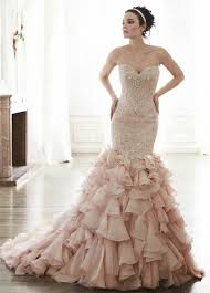 Geschneidert · guter service · schneller versand · top qualität Rosa Brautkleid Fur Einen Glamourosen Hochzeits Look Archzine Net