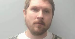 Man held for violating bond as convicted felon