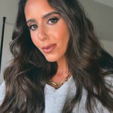 Kelly Rose Marks (@kellyrosemarks) • Instagram photos and videos