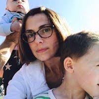 Sarah Tebbe's Instagram, Twitter & Facebook