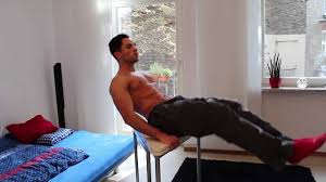 Planks sind eine effektive übung für die bauchmuskeln. Bauchmuskeltraining Fur Zu Hause Sixpack Ubungen Youtube