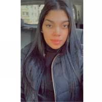 Bianca Phillips's Instagram, Twitter & Facebook