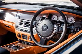 Rolls Royce Motor Cars Hong Kong Dawn S Bespoke Audio System Expertly Tuned To Offer A Pure Rich Sound With Eighteen Speakers That Automatically Adjust To Overcome Exterior Noise This Superior Hi Fi Provides
