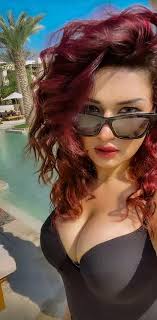 Avneet Kaur all hot bikini selfies which set social media on fire. -  SpideyPosts