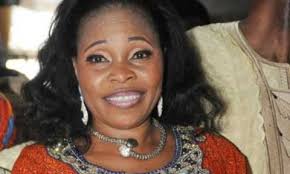 Veteran gospel singer, tope alabi shares adorable pictures as she clocks 50. Tope Alabi S Mother S Burial Photos