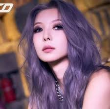 Amy Meechan (@Dreamingofawolf)