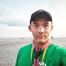 A video of vice presidential candidate Dr. Willie Ong was spliced to show  he was mocking CNN Philippines and its election debates and justify the  absence of presidential bet Ferdinand Marcos Jr.