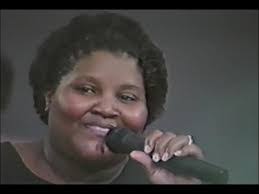 Bettina Wilson's Instagram, Twitter & Facebook