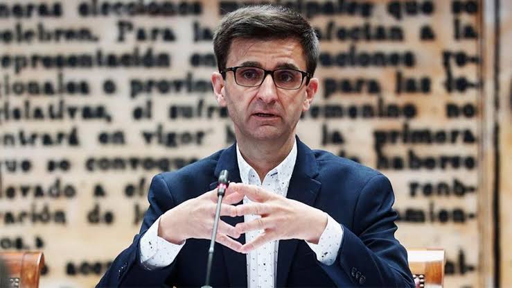 RTVE: El presidente de RTVE detalla los dos magacines de tarde para La 1 y La 2, y el salto del programa de Henar Álvarez
