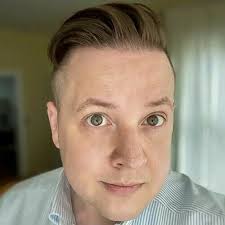 Michael Mizov: Director, producer and screenwr…