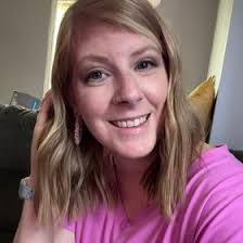 Meredith Lloyd's Instagram, Twitter & Facebook