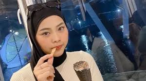 Klarifikasi Selebgram Valeria Thea yang Minta Steak 5 Tumpuk Malah Dicibir  Publik