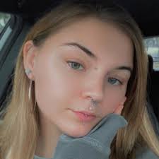 Can glass doors project cartoons onto a wall?