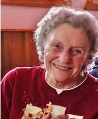 Barbara Dinning's Instagram, Twitter & Facebook