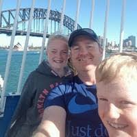 Wade Potts's Instagram, Twitter & Facebook