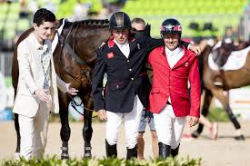 Neine unsere jungpferde stehen den ganzen tag auf koppel ! Olympia Die Stehaufmannchen Nick Skelton Und Big Star Holen Gold