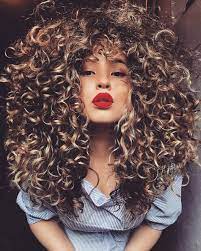 Say Goodbye To 2020 Forever With These Epic New Year S Eve Hairstyles Hair Styles Big Hair Curly Hair Styles