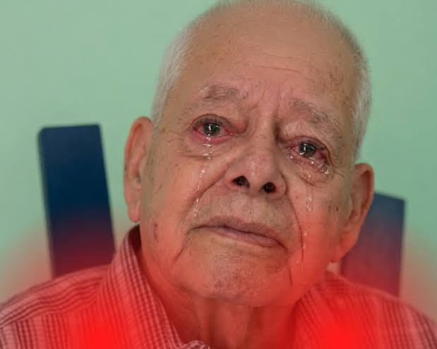 Entre lágrimas y culpas del pasado, a sus 92 años un padre pide ayuda a sus  hijas: “No fui el mejor, pero no quiero estar solo” - Santa Marta Al Día