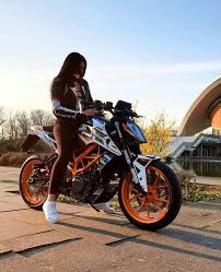 Pin By Julia Tepel On عاشقة الدراجات النارية Ktm Duke Bike Ktm Duke