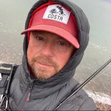 hi can anyone suggest me a good driving instructor please, I've failed the  test few times now I'm really looking for someone who can correct me and  help me to pass… Thank