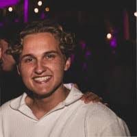 Dirk Aubry's Instagram, Twitter & Facebook