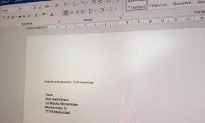 Wenn sie die daten per hand schreiben möchten, verwenden sie keine schreibschrift und schreiben sie gut lesbar mit einem dunklem stift auf hellem hintergrund. Absenderzeile Einer Briefsendung Letterxpress
