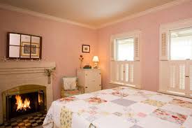 تنسيق دهانات وطلاء الجدران تنسيق الجدران الوان الوان الدهانات تنسيق ألوان الدهانات Home Bed And Breakfast Inn Home Decor