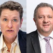 Nouvelle allocation pour la garde des enfants: débat entre Marie-France  Roth-Pasquier et Jacques Nicolet