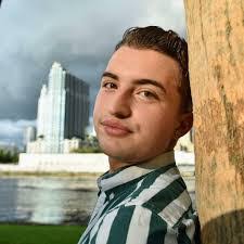 Patrick Mitten's Instagram, Twitter & Facebook