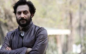 Cast filippo timi, pierfrancesco favino, margherita buy, luca argentero, stefano accorsi. Mostra Di Filippo Timi Tra Disegni E Pitture Al Circolo Marras