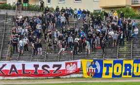 Kaliszanie wyjątkowo podejmowali wicelidera tabeli na stadionie przy ulicy łódzkiej. Chemik Moderator Bydgoszcz Urwal Punkt Liderowi Zdjecia Kibice Mecz Pomorska Pl