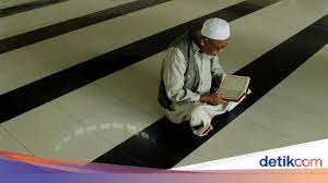 Check spelling or type a new query. Surat Al Maidah Ayat 2 Arab Latin Dan Artinya