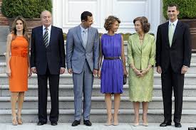 See more ideas about first lady, bashar assad, lady. Princess Letizia Asma Al Assad Meet In Madrid Fashion Face Off Photos Poll Huffpost Life