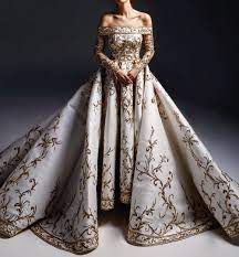Perfect for a wedding or summer festival or anytime you want to play dress up and feel like a princess! Writerly Fantasy Wardrobe Popular Gowns Of History