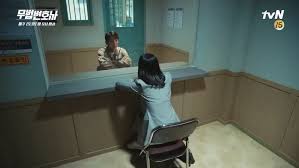 Driven by the desire to avenge his mother, a former gangster turned lawyer uses both his fists and the loopholes in law to. Lawless Lawyer Asianwiki