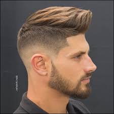 30 Arten Von Fade Frisuren Und Haarschnitte Fur Manner Die Gerade Jetzt Meine Frisuren Kurzhaarfrisuren Frisuren Haarschnitte Coole Frisuren