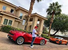 From the best exercises to get fit fast to the real facts on the latest fad diet. Wealthy Lifestyle Videos Facebook