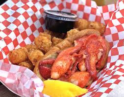 The cousins maine lobster food truck was founded in 2012 by two cousins. Rebel Lobster Truck Rebellobster Twitter