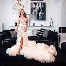 Glam is your source for outfit ideas, beauty trends, wellness tips, and celebrity inspiration. Sylvie Meis Starportrat News Bilder Gala De
