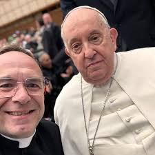 My Selfie With Pope Francis: The Digital Legacy of an Approachable Pontiff 