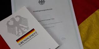 Introducing the world's first n word pass. Klares Und Starkes Signal Judische Allgemeine