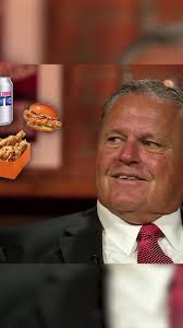 Sam Pittman’s perfect day 😎🍕🍺 #collegefootball #arkansas #pizza #beer  #popeyes